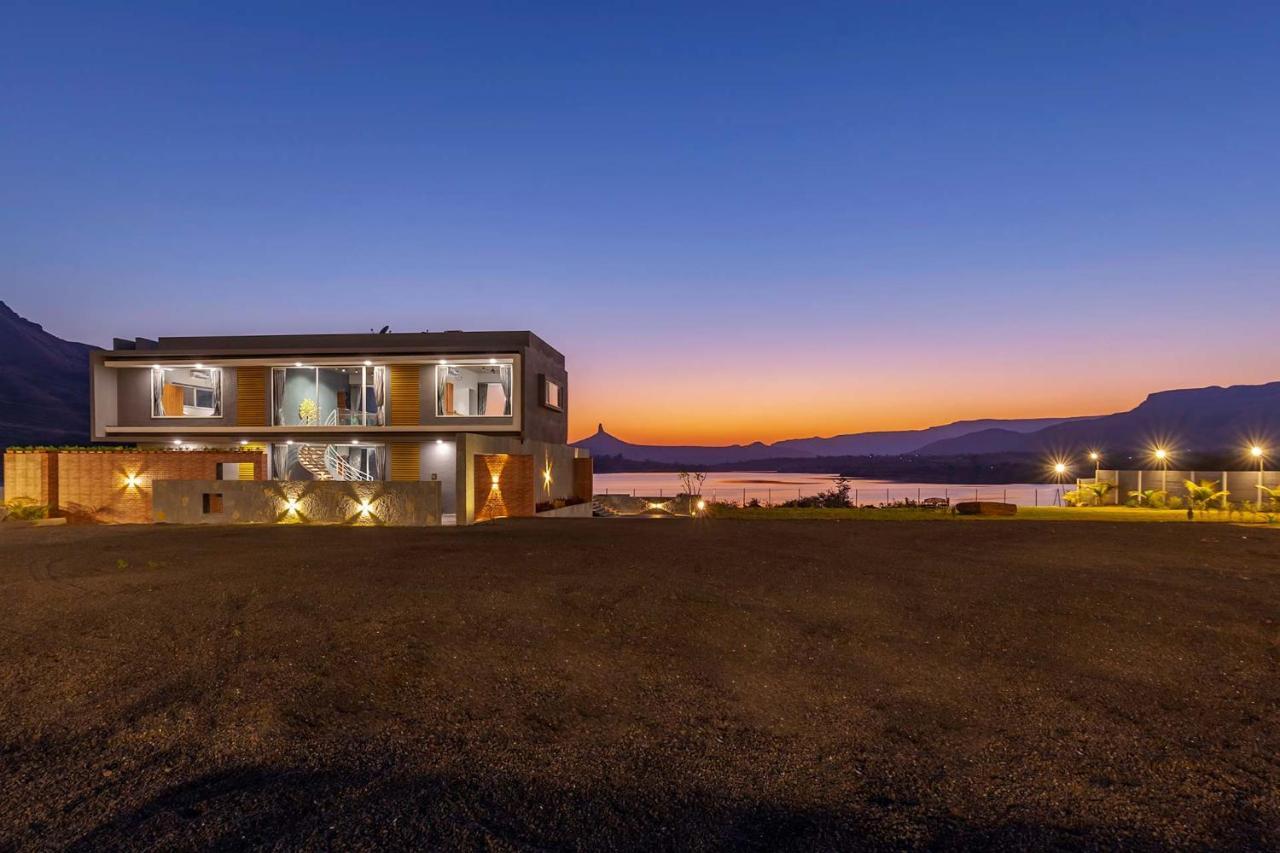 Stayvista'S Bellisimo Panorama - Lakeside Oasis With Infinity Pool, Modern Interiors, Open-To-Sky Bathtub, And Lush Green Lawn Nashik Exterior foto